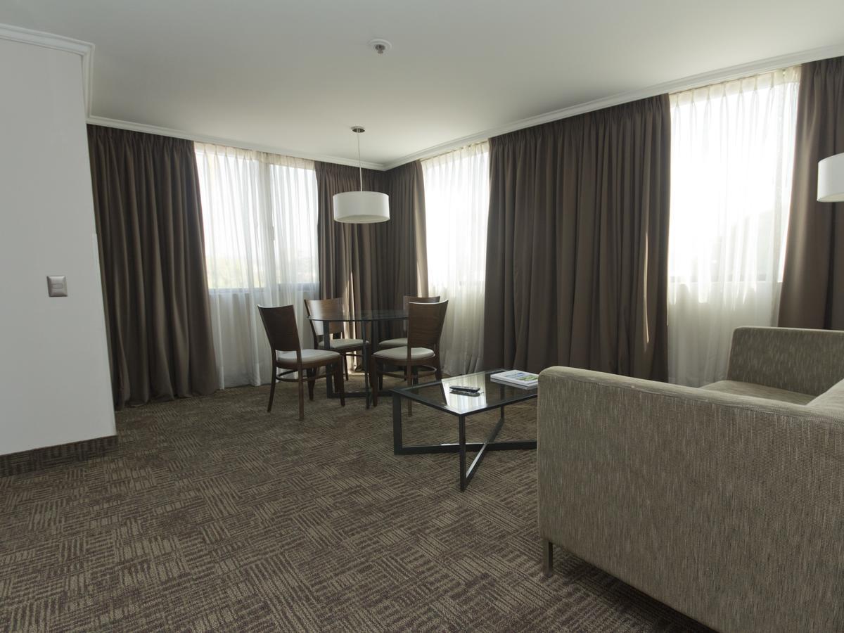 Hotel Director Vitacura Сантьяго Екстер'єр фото